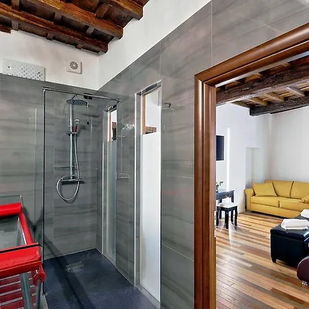 Hub Spagna Guest House